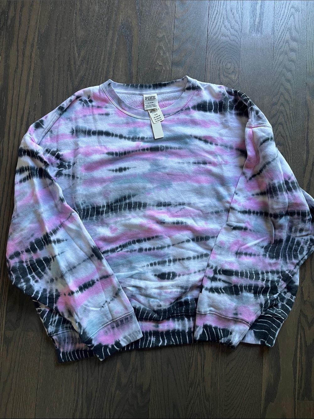 Victoria’s Secret pink crewneck top (NWT-M)